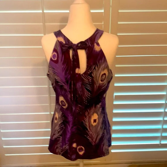 Top - Picture 2 of 2